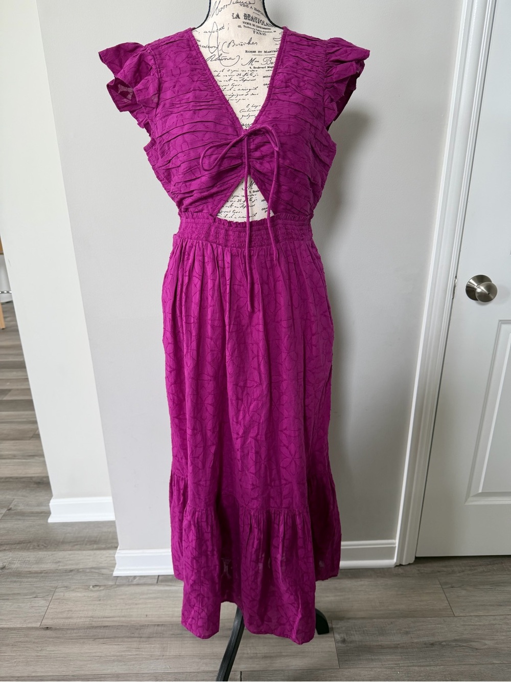 Loft Fuchsia Tie-Front Maxi Dress with Flutter Sleeves size SP - Picture 4 of 9